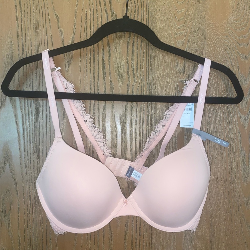 New with Tags Aerie Pink Plunge Lace Bra 34D Adjustable Back